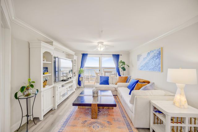 670 Nautilus Court 202, Fort Walton Beach, FL 32548