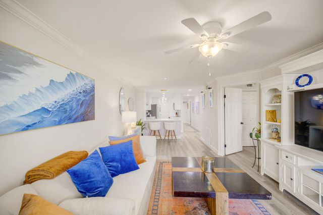 670 Nautilus Court 202, Fort Walton Beach, FL 32548