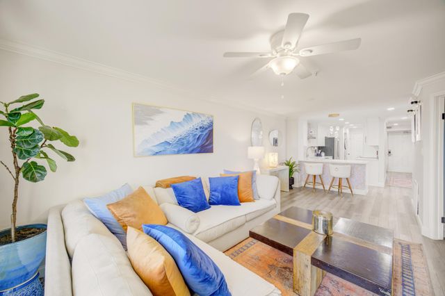 670 Nautilus Court 202, Fort Walton Beach, FL 32548