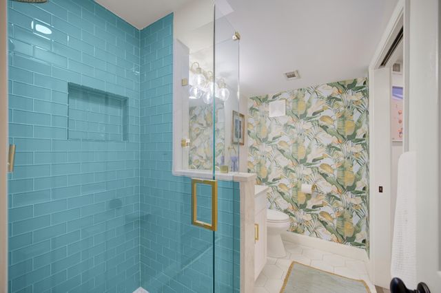 670 Nautilus Court 202, Fort Walton Beach, FL 32548