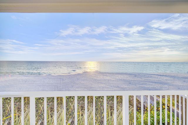 670 Nautilus Court 202, Fort Walton Beach, FL 32548