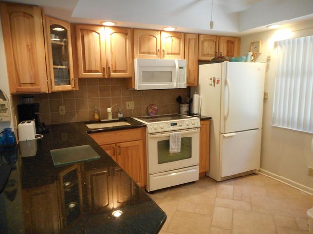 291 Mercury Road 2, Juno Beach, FL 33408