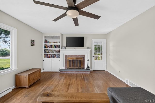 4649 Limeledge Road, Marcellus, NY 13108