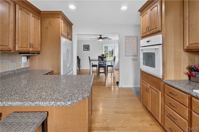 4649 Limeledge Road, Marcellus, NY 13108
