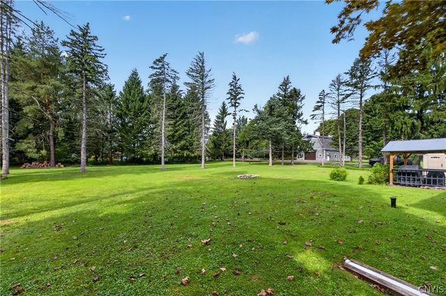 4649 Limeledge Road, Marcellus, NY 13108
