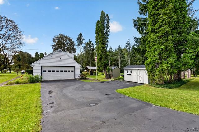 4649 Limeledge Road, Marcellus, NY 13108
