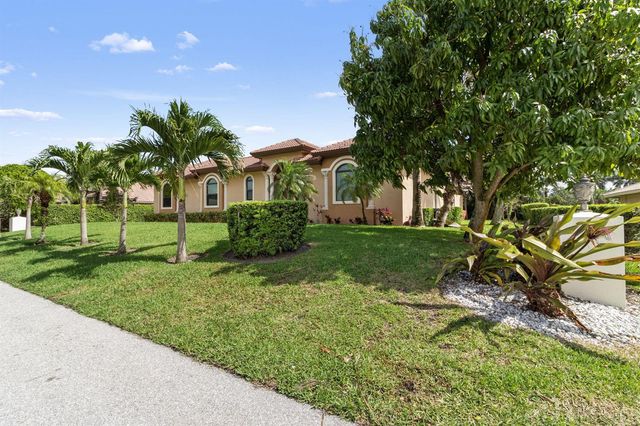 4190 Gleneagles Drive, Boynton Beach, FL 33436