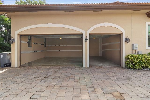 4190 Gleneagles Drive, Boynton Beach, FL 33436