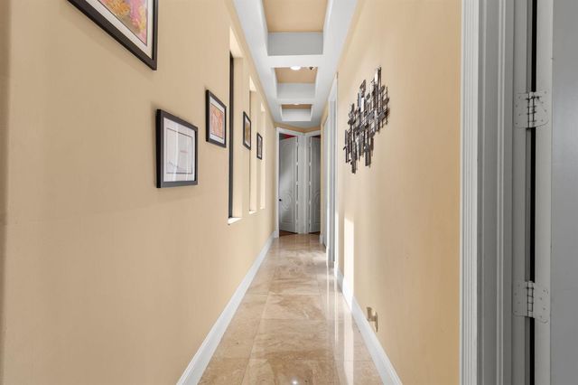 4190 Gleneagles Drive, Boynton Beach, FL 33436