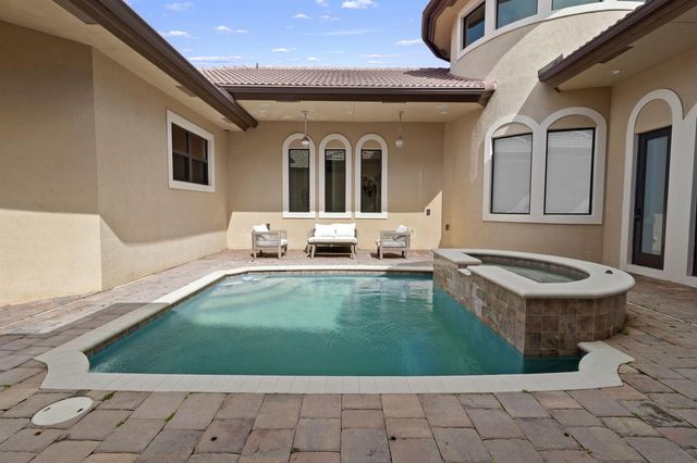 4190 Gleneagles Drive, Boynton Beach, FL 33436