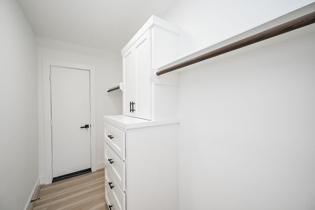 3742 Walden Estates Drive, Montgomery, TX 77356