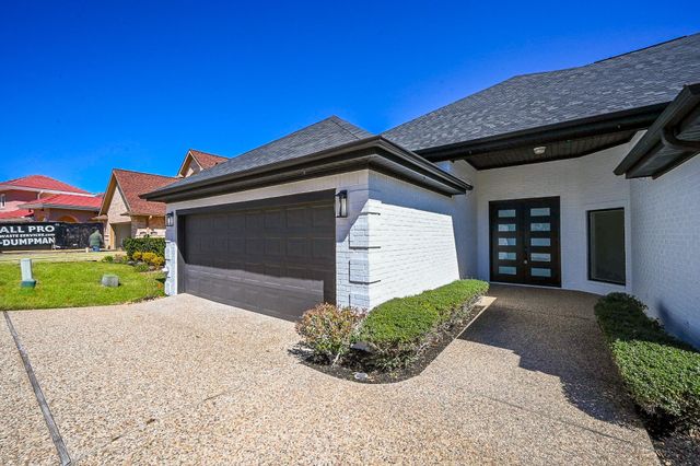 3742 Walden Estates Drive, Montgomery, TX 77356