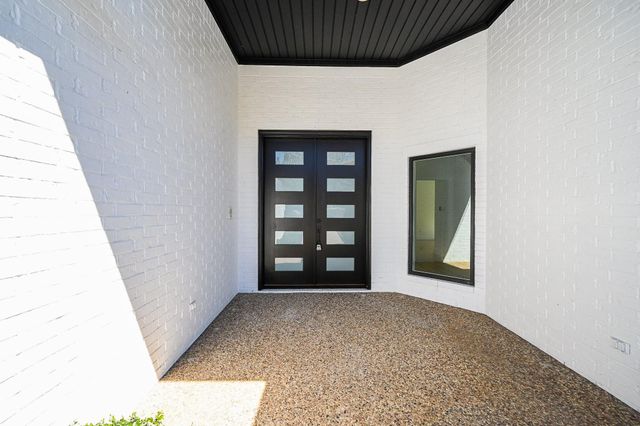 3742 Walden Estates Drive, Montgomery, TX 77356