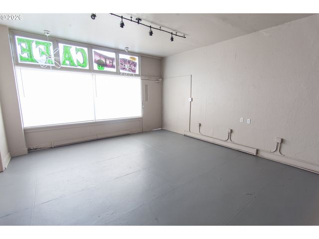 1200 N Killingsworth St, Portland, OR 97217