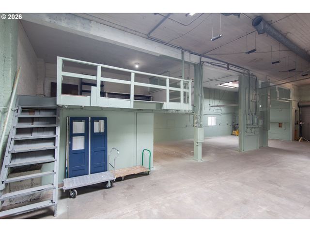 1200 N Killingsworth St, Portland, OR 97217