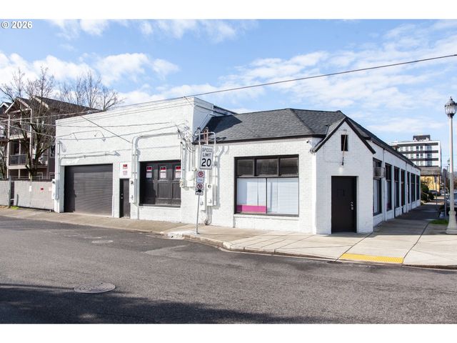 1200 N Killingsworth St, Portland, OR 97217