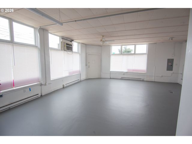 1200 N Killingsworth St, Portland, OR 97217