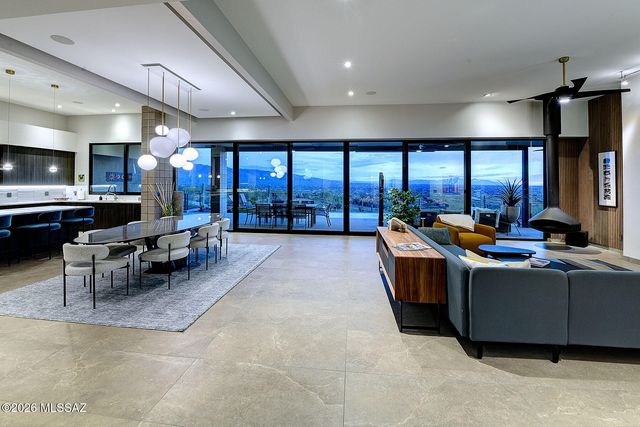 10030 E Sabino Estates Drive, Tucson, AZ 85749