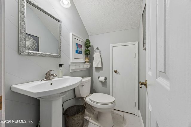 11563 SEDGEMOORE Drive, Jacksonville, FL 32223