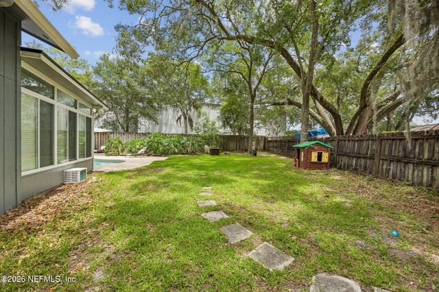 11563 SEDGEMOORE Drive, Jacksonville, FL 32223