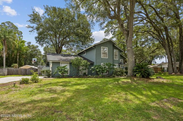 11563 SEDGEMOORE Drive, Jacksonville, FL 32223