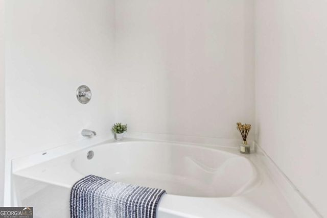 1429 Bay Overlook Drive, Woodstock, GA 30188