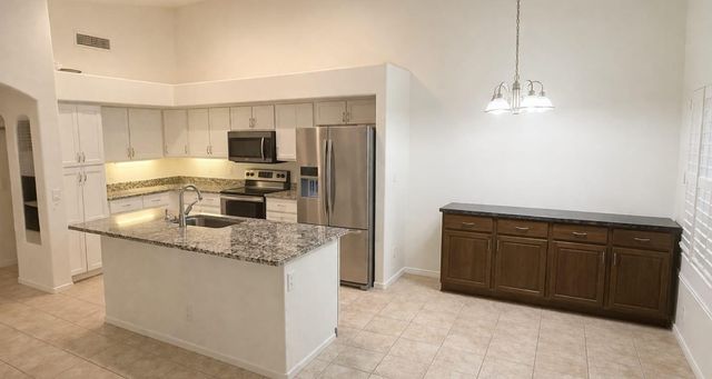 2460 E Whitten Street, Chandler, AZ 85225