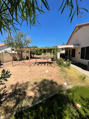 2460 E Whitten Street, Chandler, AZ 85225