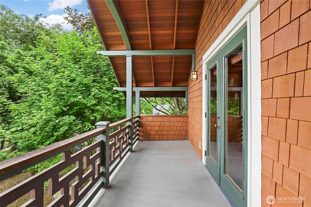 923 Olympia Avenue NE, Olympia, WA 98506