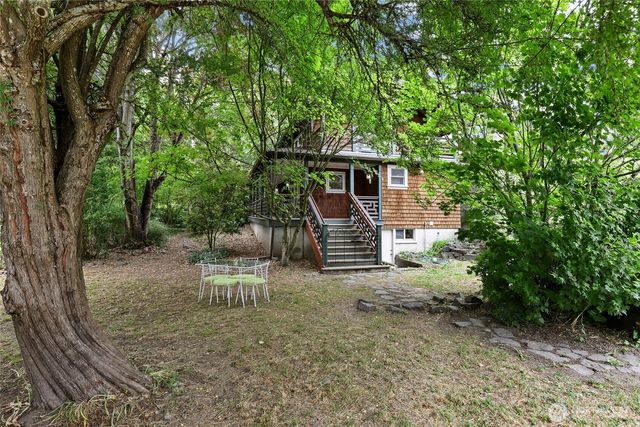 923 Olympia Avenue NE, Olympia, WA 98506