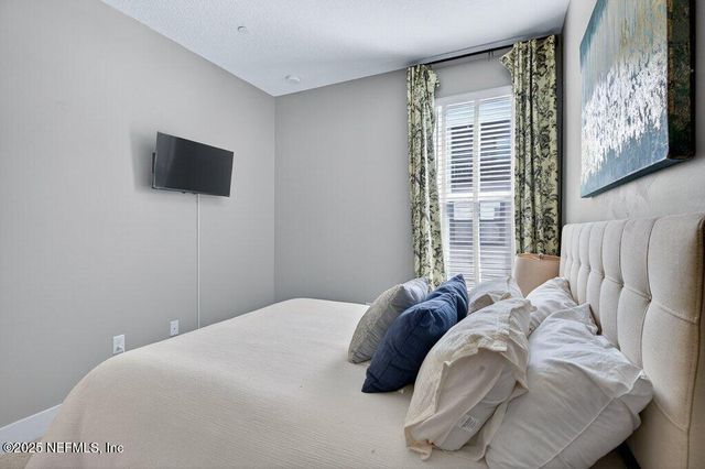 1625 BRIDGETON Drive, Jacksonville, FL 32207