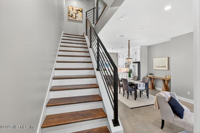 1625 BRIDGETON Drive, Jacksonville, FL 32207