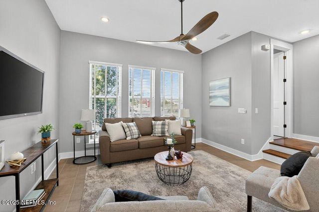 1625 BRIDGETON Drive, Jacksonville, FL 32207