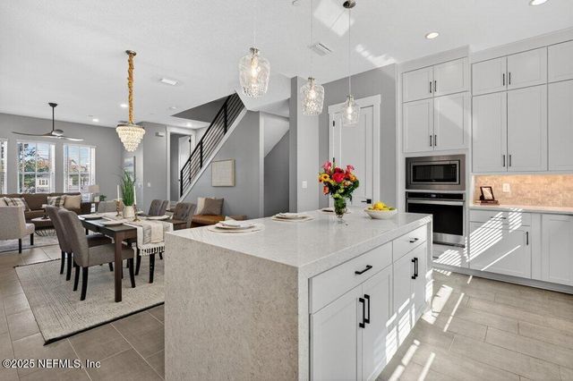 1625 BRIDGETON Drive, Jacksonville, FL 32207