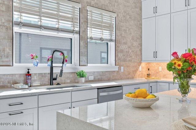 1625 BRIDGETON Drive, Jacksonville, FL 32207