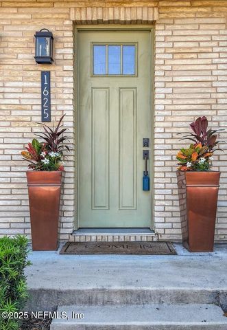 1625 BRIDGETON Drive, Jacksonville, FL 32207