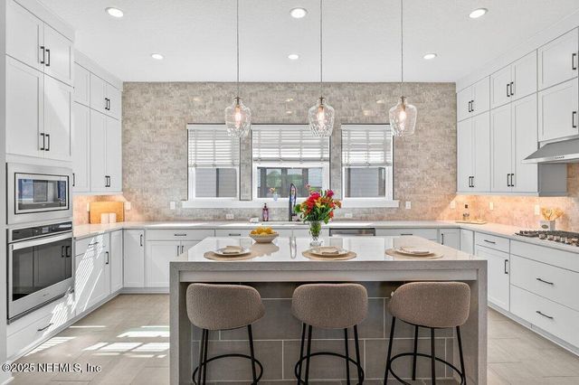 1625 BRIDGETON Drive, Jacksonville, FL 32207