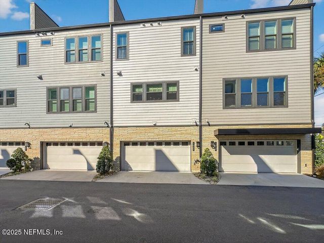 1625 BRIDGETON Drive, Jacksonville, FL 32207