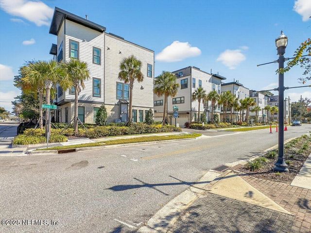 1625 BRIDGETON Drive, Jacksonville, FL 32207