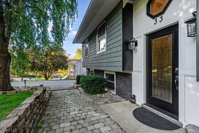 33 Tanglewood Dr, Vernon Twp., NJ 07422