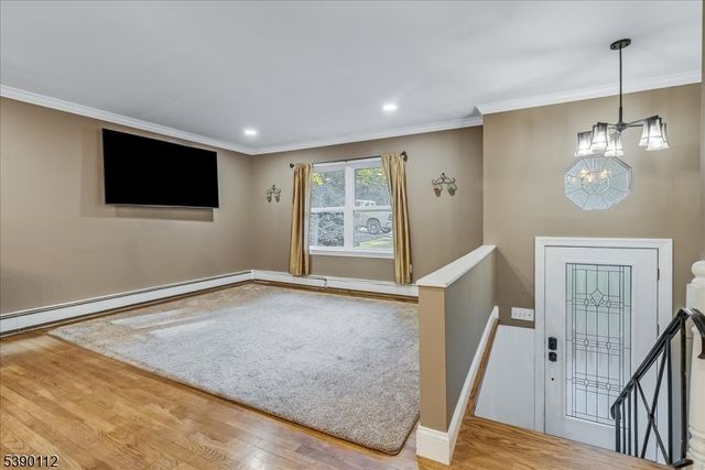 33 Tanglewood Dr, Vernon Twp., NJ 07422