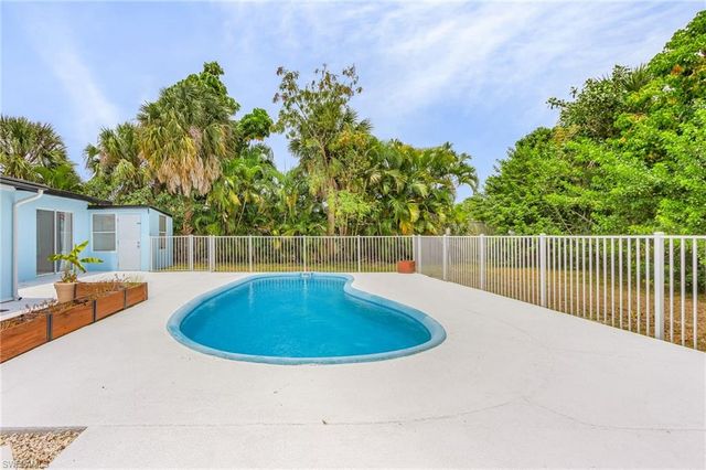 5251 Tower DR, Cape Coral, FL 33904