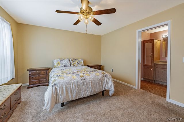 4986 Shunpike Road, Cambria, NY 14094