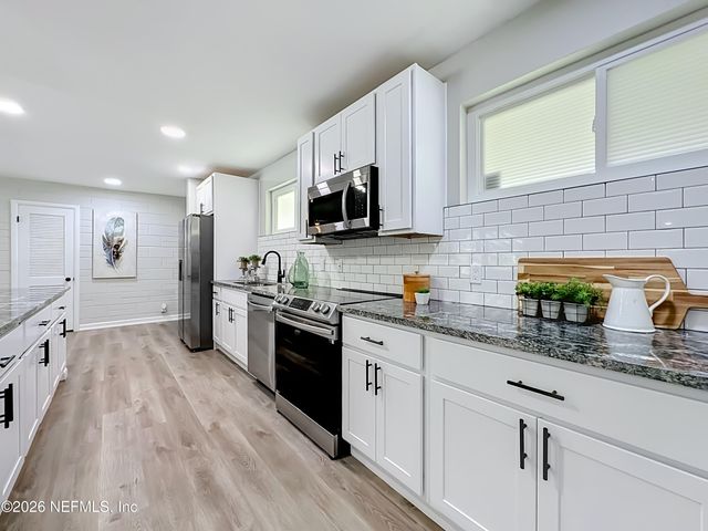 7214 POINCIANA Avenue, Jacksonville, FL 32217