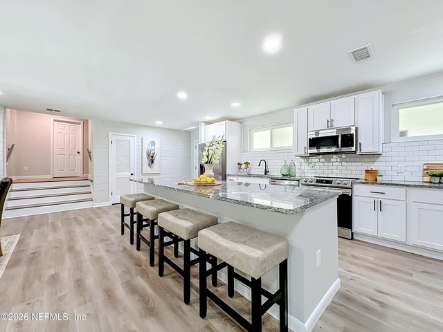 7214 POINCIANA Avenue, Jacksonville, FL 32217