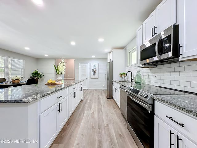 7214 POINCIANA Avenue, Jacksonville, FL 32217