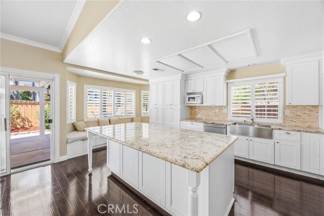 5179 Via Malaguena, Oceanside, CA 92057