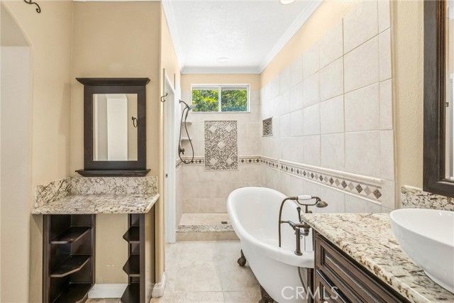 5179 Via Malaguena, Oceanside, CA 92057