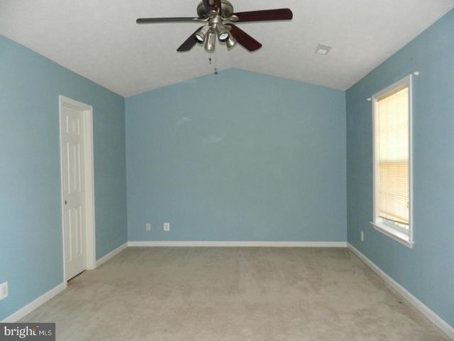 609 KENSINGTON DR, Fredericksburg, VA 22405