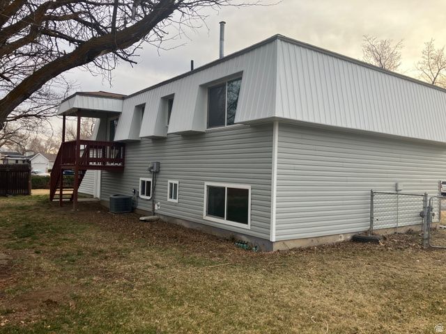 9587 S 1040 E, Sandy, UT 84094